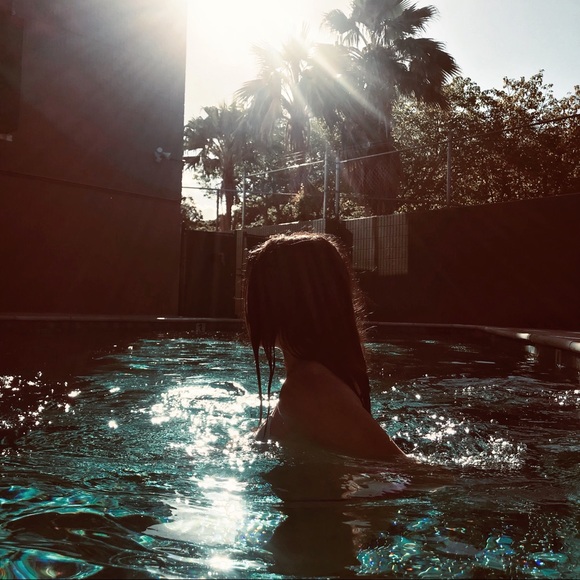 Meet your Posher, Lindsey - Picture 1 of 1